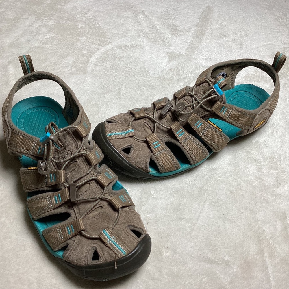 Keen Clearwater CNX Hiking Sandals Women's 8 Brown Teal Waterproof Water Shoes